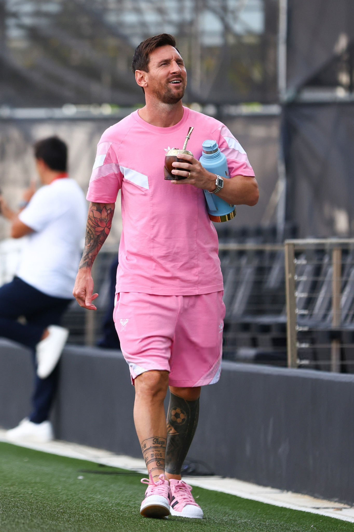 关于梅西状态火爆，CBA季后赛决赛对阵洛杉矶湖人，纽约尼克斯力争连胜的信息